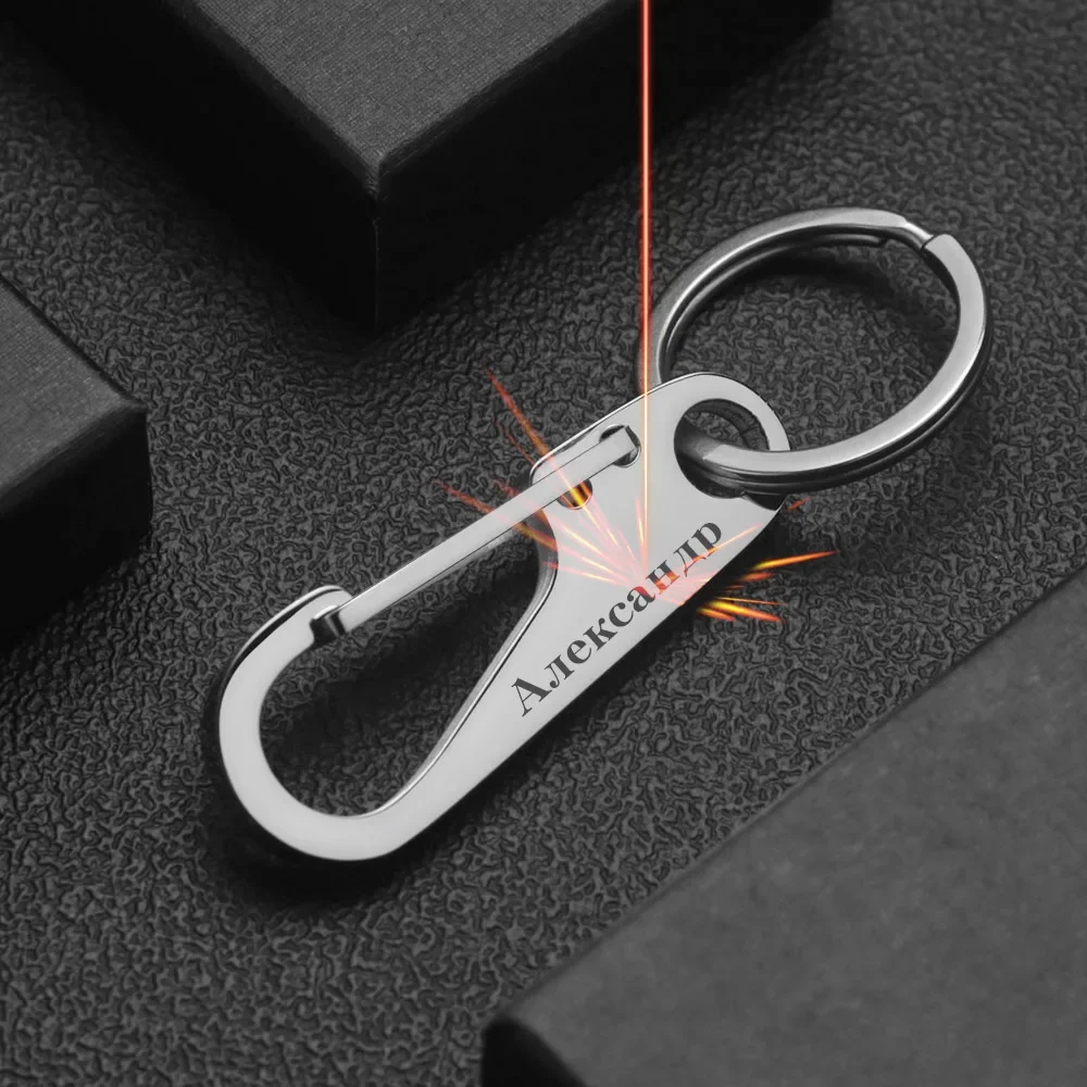 Men Accessories In Silver - 304 พวงกุญแจสแตนเลสส่วนบุคคลชื่อพวงกุญแจตัวอักษรที่กําหนดเองสําหรับชาย Key CHAIN ผู้ถือแหวน K424