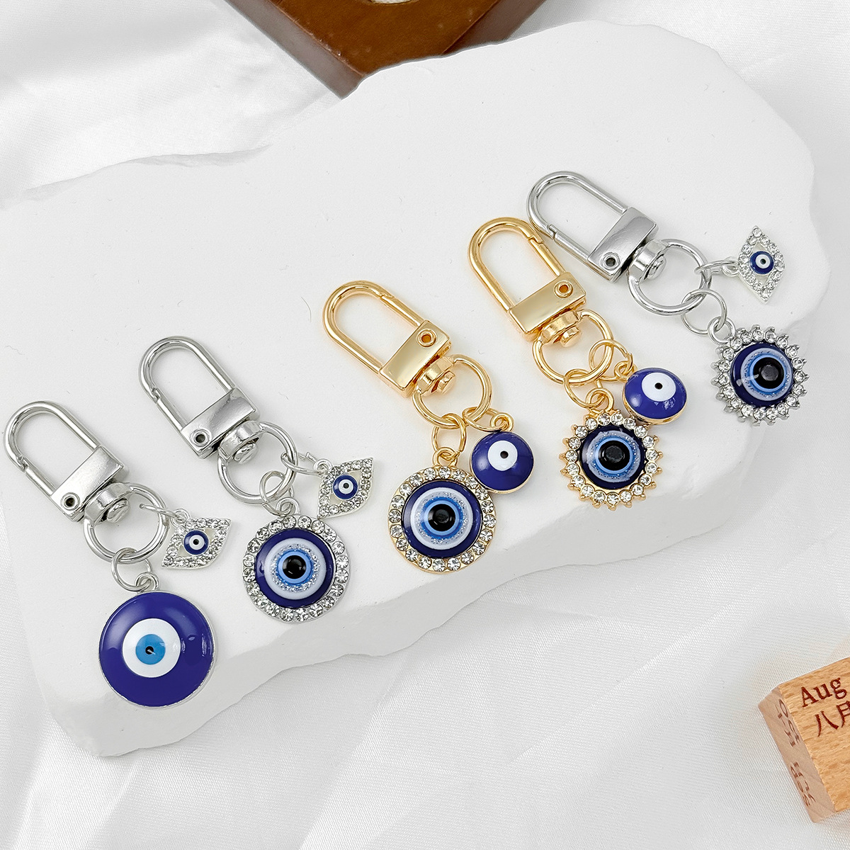 พวงกุญแจขนตาโลหะรูปดวงตาปีศาจส - Men Accessories Evil Eye บทวิจารณ์และราคา